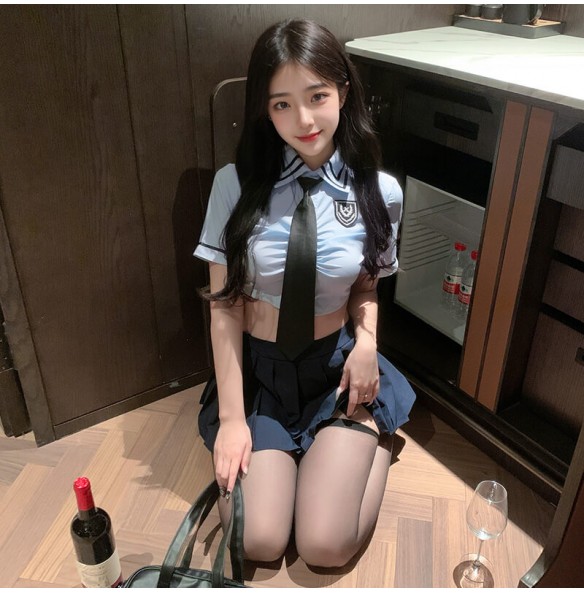 FEE ET MOI - Cropped Top Pleated Skirt Schoolgirl Outfit (Blue - Green)